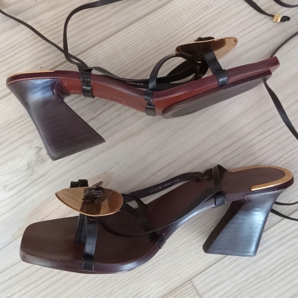 Tory Burch Brown and Gold Sandals - Picture 4 of 13